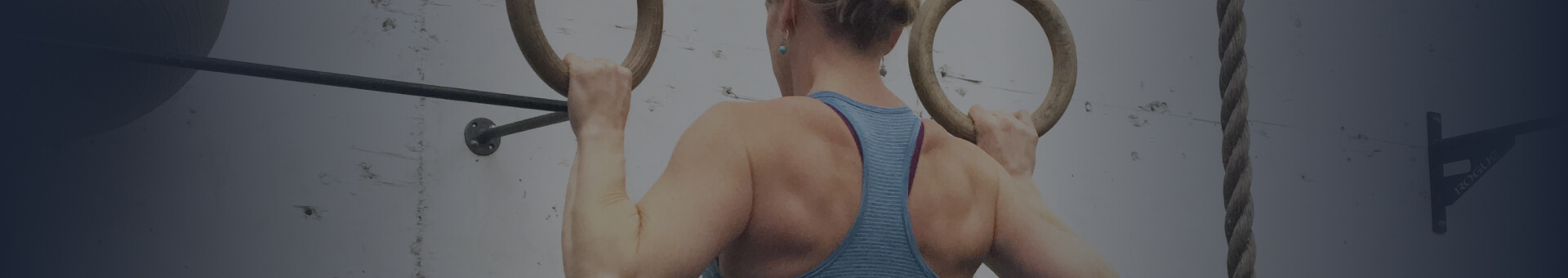 Hang off the pull up bar